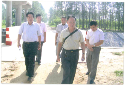 水利部领导在市局领导