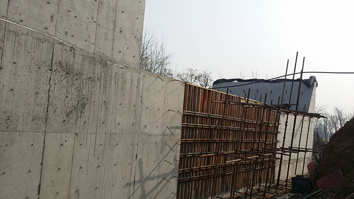 马楼水库上游挡土墙